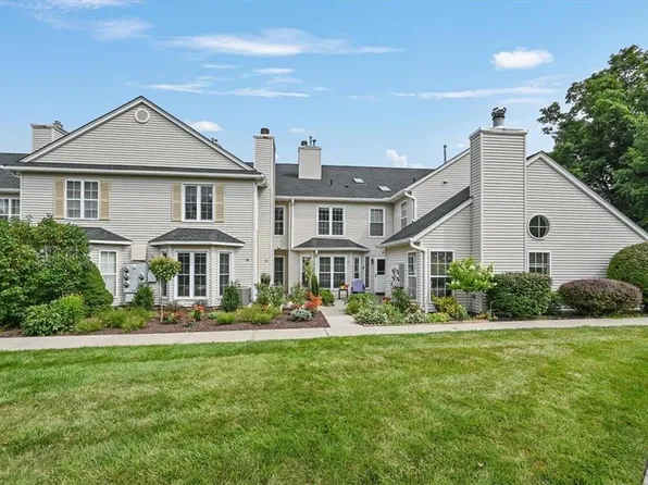 55 Olde Wagon Road, Warwick, NY 10990