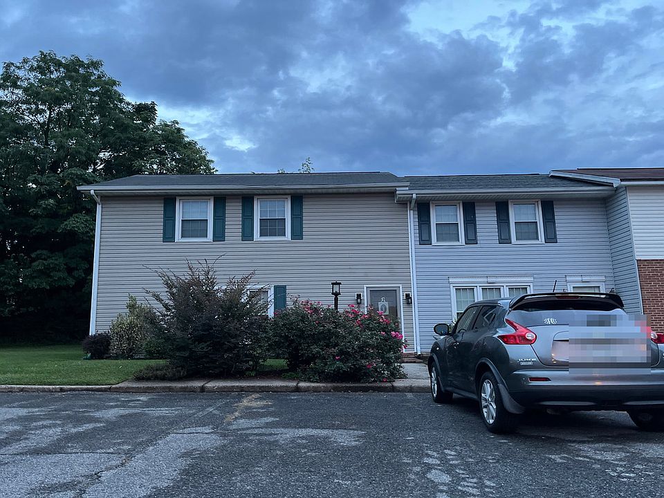 1st image of 560 Westminister Ln