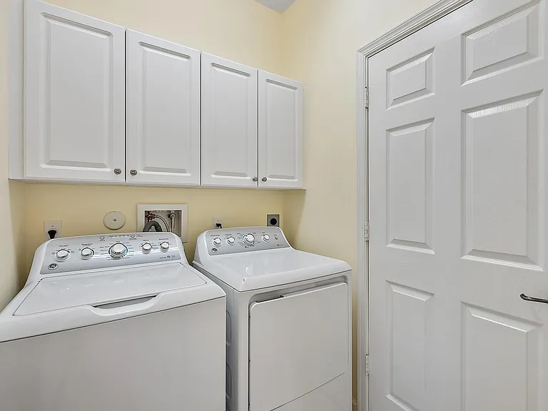 19043 SE Jupiter River Dr #COTTAGE — Photo 11