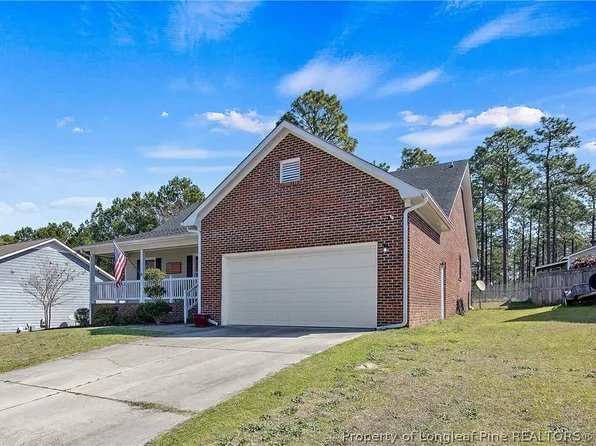 685 Daharan Dr, Fayetteville, NC 28314