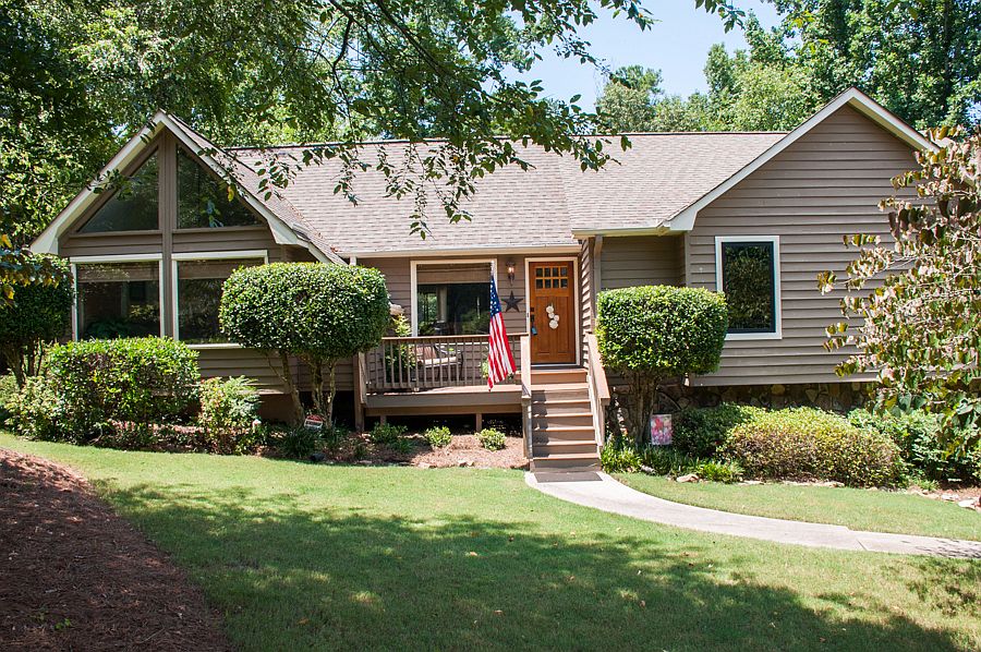 1st image of 2681 Holly Springs Dr