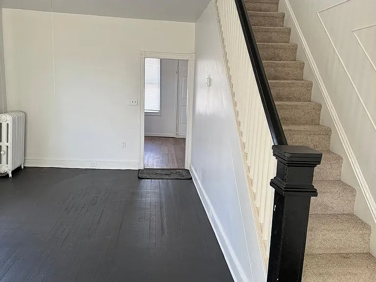 1810 Presstman St — Photo 2
