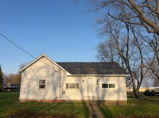 118 Bloomington St, Dewitt, IL