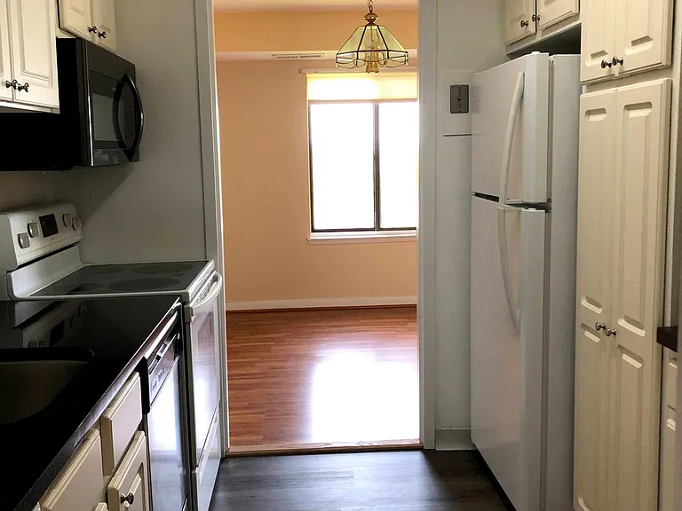 Kitchen has lots of pantry space
