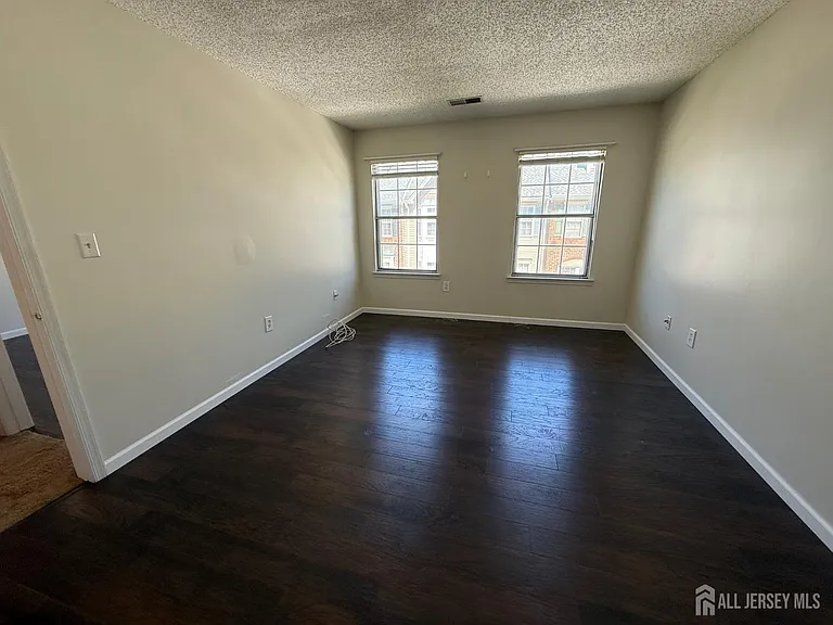 207 Darwin Ln — Photo 19