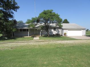 717 N Galveston St, Thayer, KS 66776
