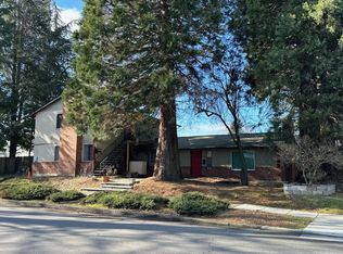 2407 SE 70th Ave, Portland, OR 97206