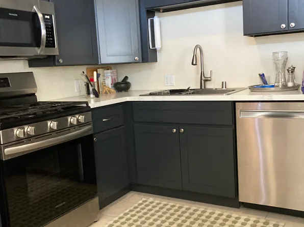 736 Inglewood Dr, West Sacramento, CA 95605