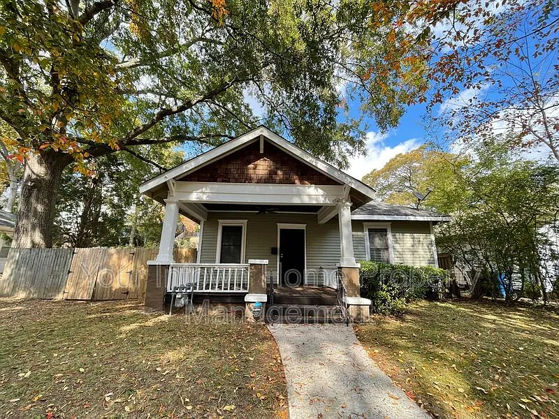 144 Ormond St SE