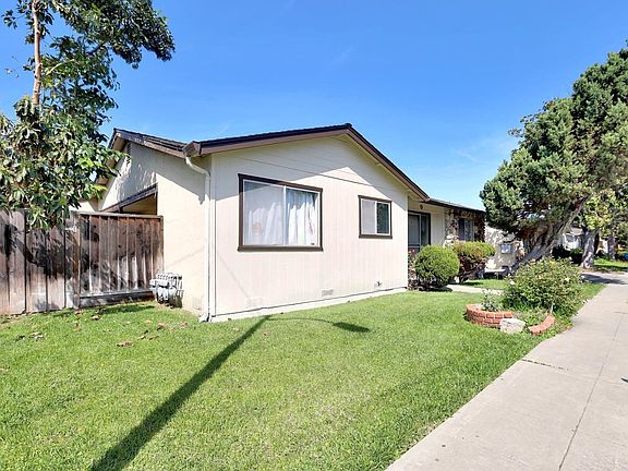 3rd image of 2560 Bowers Ave
