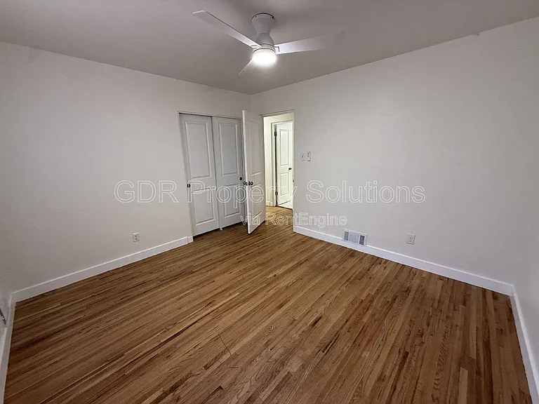 1317 Espanola St NE — Photo 15