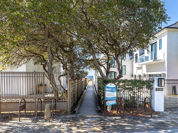 4th image of 37 Gardenia St