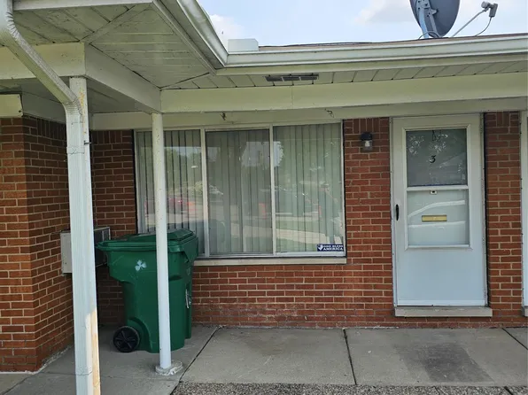 22444 Kelly Rd APT 3, Eastpointe, MI 48021