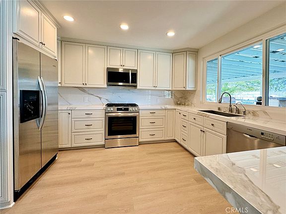 5th image of 65585 4th St S