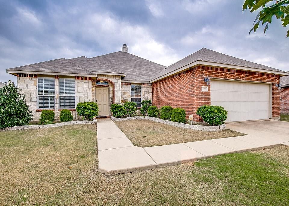 1st image of 302 Blue Sage Dr