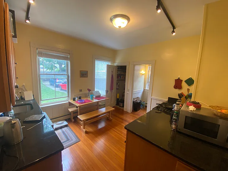 24 Norris St #2 — Photo 6