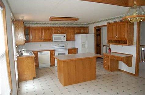 3rd image of 4209 Garland Ave