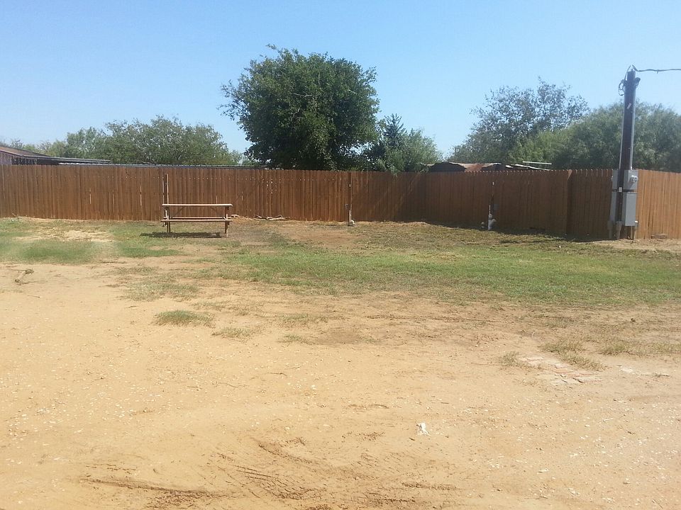 2nd image of 500 SW Boutwell