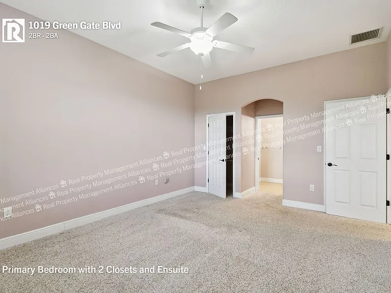 1019 Green Gate Blvd — Photo 9