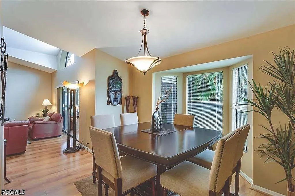 3 bed, 2.0 bath, 1566 sqft, $2,800 — Photo 4