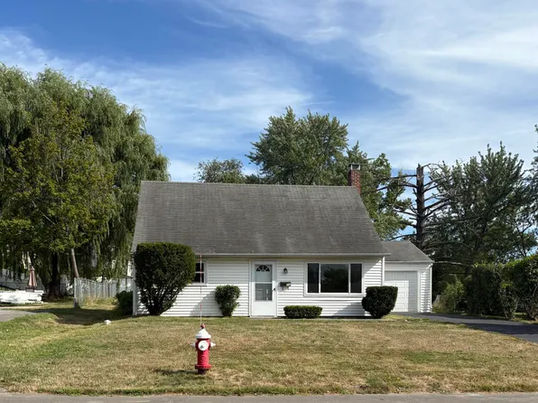 18 Luella Road, Latham, NY 12110