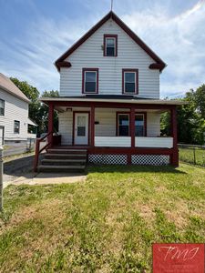 9702 Raymond Ave, Cleveland, OH, 44104