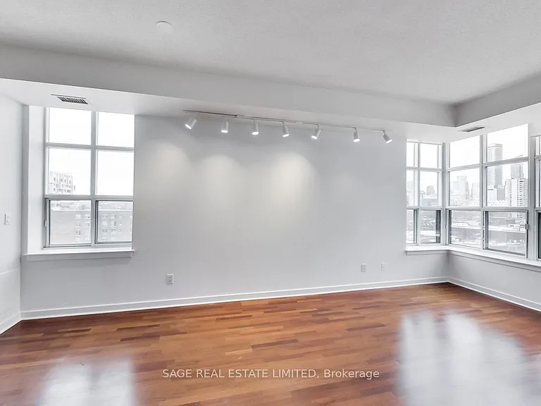 438 Richmond St W #910 — Photo 18