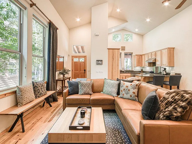 10559 Sara Bear Ln — Photo 7