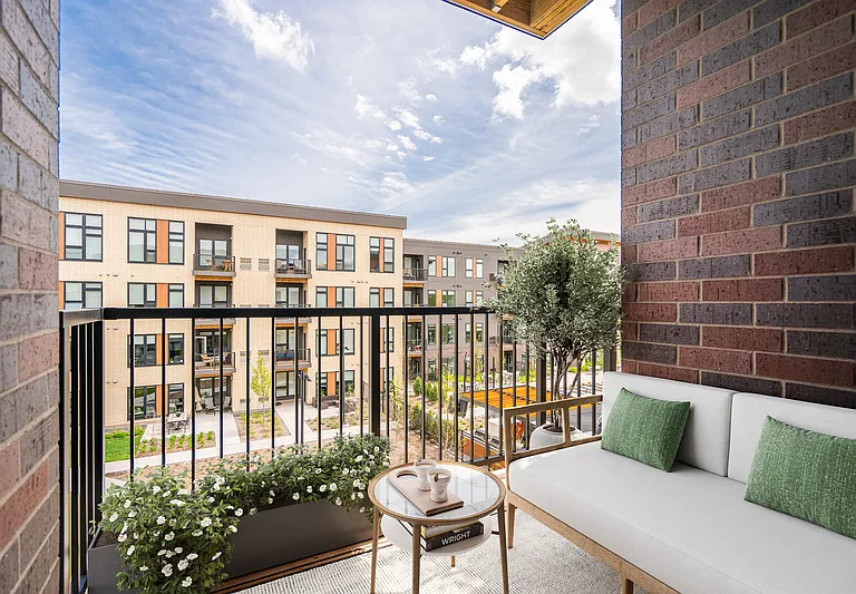 Viking Lakes Residences — Photo 16