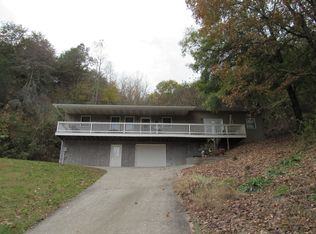 1223 Powder Springs Rd, Sevierville, TN 37876