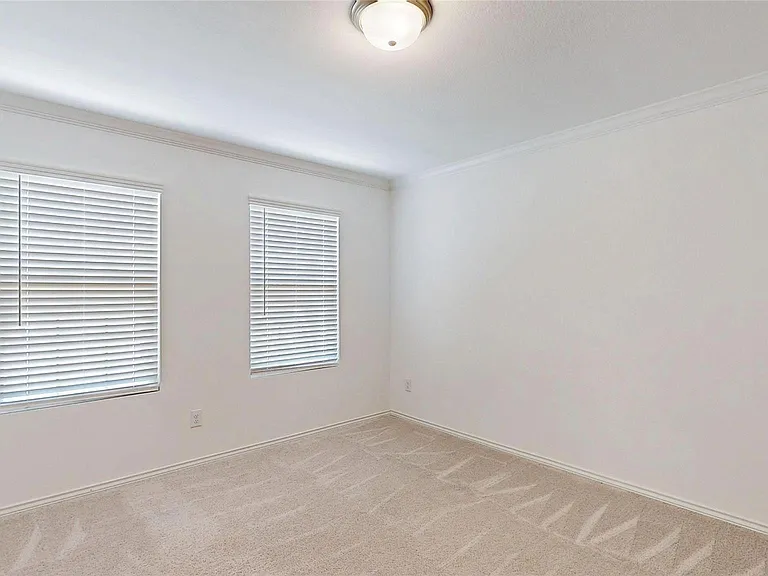 4536 Benham Dr — Photo 19