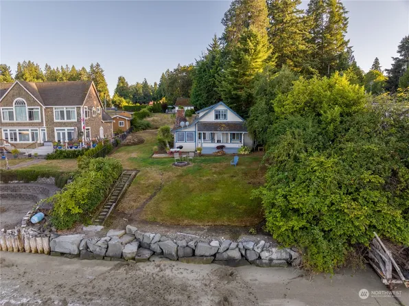 1087 Hyak Drive, Fox Island, WA 98333