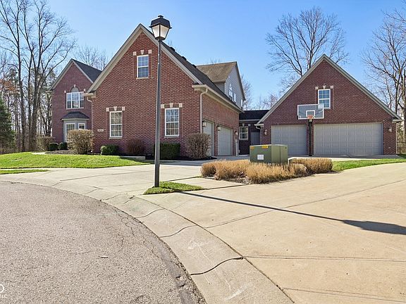 2nd image of 8549 Plantain Ct