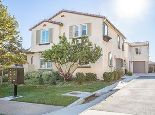 28474 Camino Del Arte Dr, Santa Clarita, CA 91354
