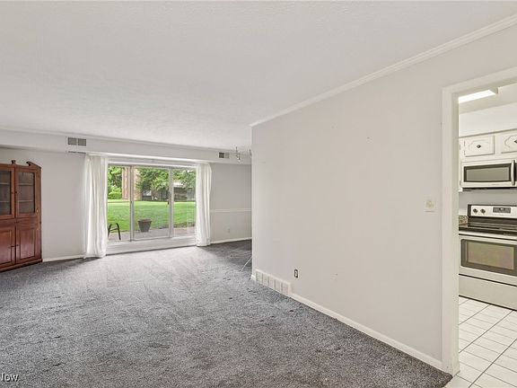 4th image of 2202 Acacia Park Dr APT 2109