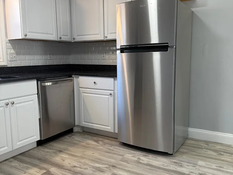 14 Saratoga Ave #5 — Photo 7