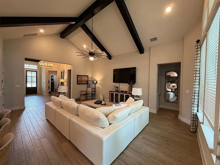 813 Craven Hill Ln — Photo 6