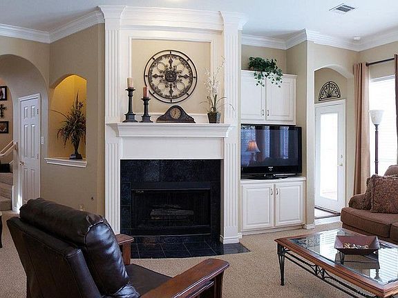 3rd image of 3512 Boxwood Dr