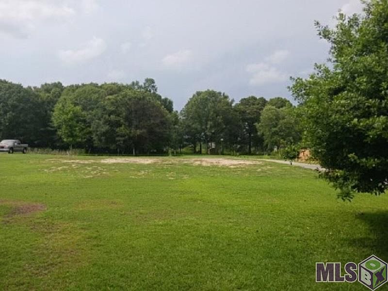 2nd image of 10605 Eagle Crest Rd