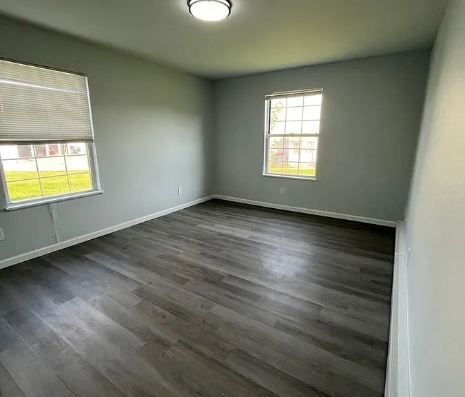 326 Stratford Way #2 — Photo 8