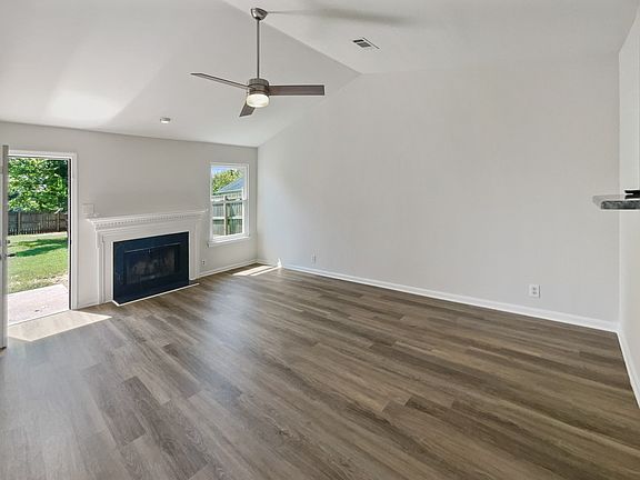 5th image of 7513 W Winchester Dr