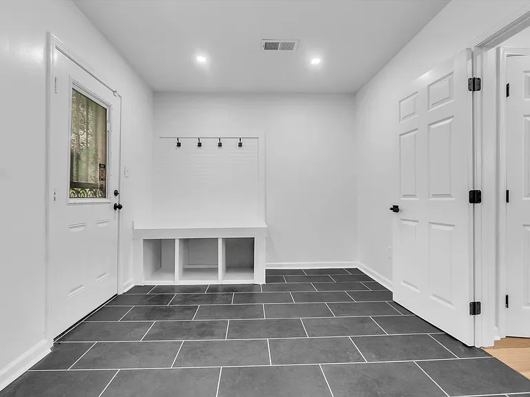 382 Josephine St — Photo 11