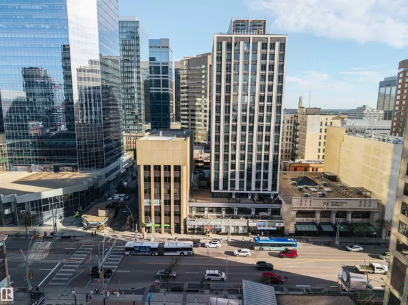 10024 Jasper Ave NW #701, Edmonton, AB T5J 1R9