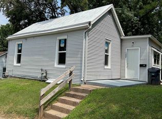 1222 Stowe St, Burlington, IA 52601