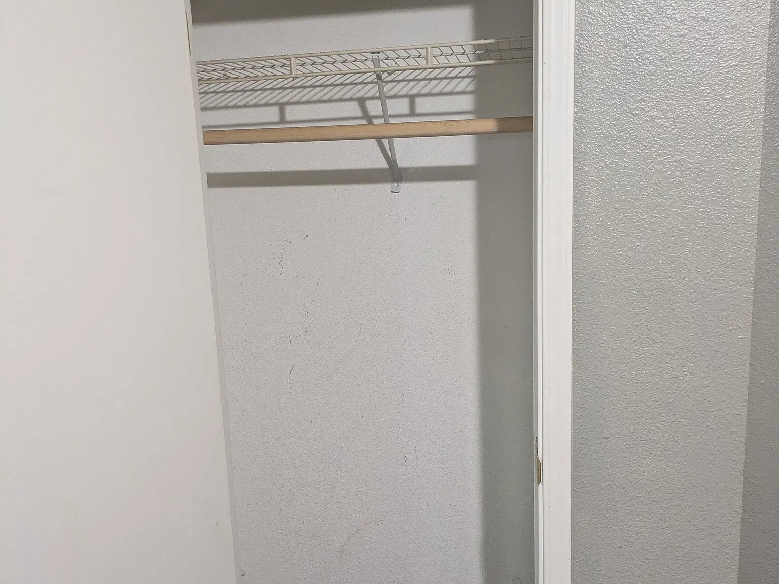 3 bed, 1323 sqft, $2,450 — Photo 4