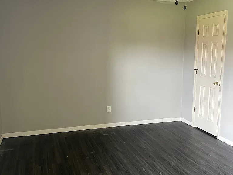 405 E Pershing Ave #B — Photo 6