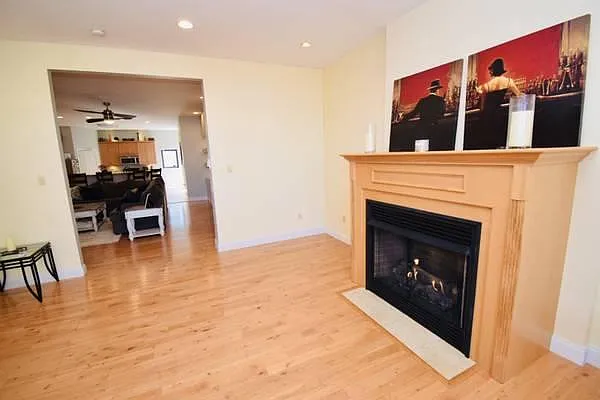 4376 Olive St — Photo 6