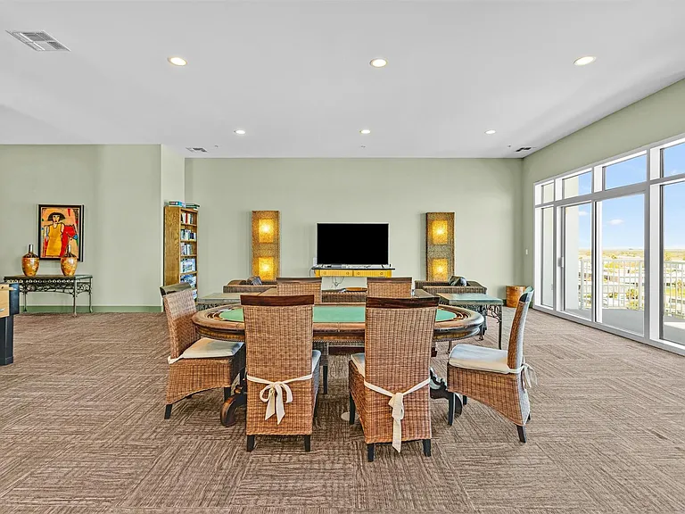 500 Seawall Blvd #1105 — Photo 31