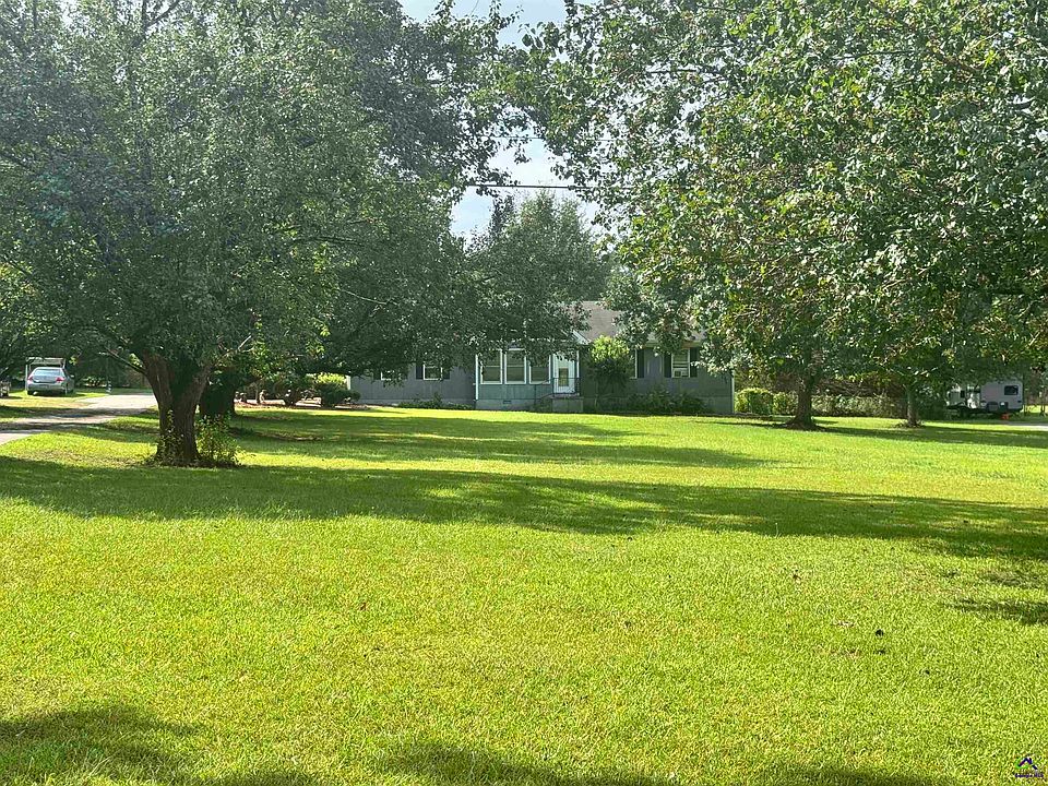 1st image of 384 Four Points Rd