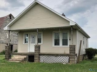 18050 Kellogg Rd, Bowling Green, OH 43402